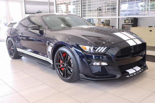 2021 Ford Shelby GT500 Base