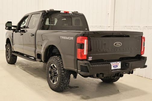 2025 Ford F-350 Lariat Super Duty