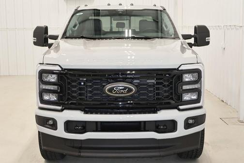 2025 Ford F-350 XLT