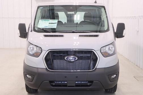 2025 Ford Transit-150 LOW ROOF