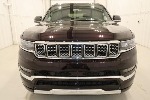 2023 Jeep Grand Wagoneer Series II