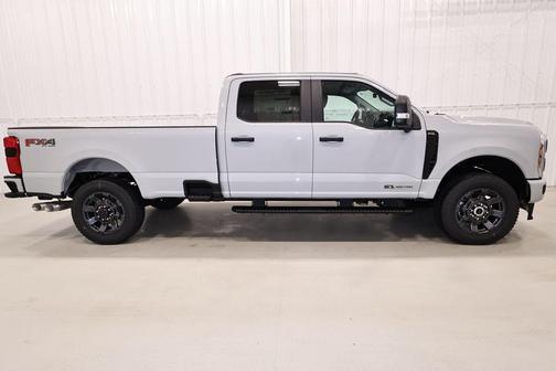 Avalanche 2026 Ford F-350 XL