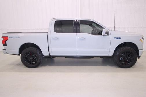 2024 Ford F-150 Lightning Platinum