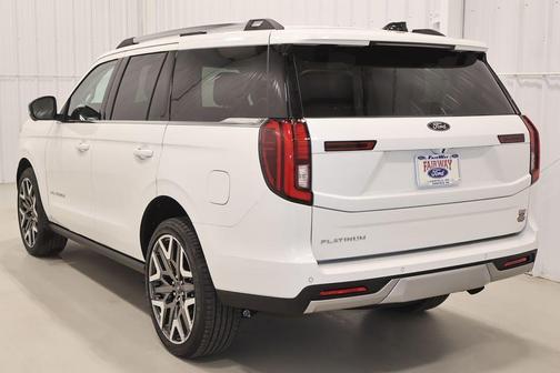 Star White 2026 Ford Expedition Platinum