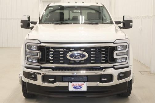 2023 Ford F-450 Lariat