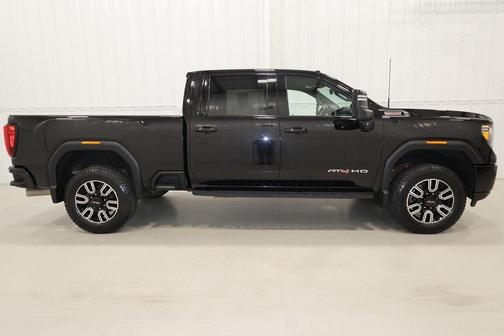 2022 GMC Sierra 2500 AT4