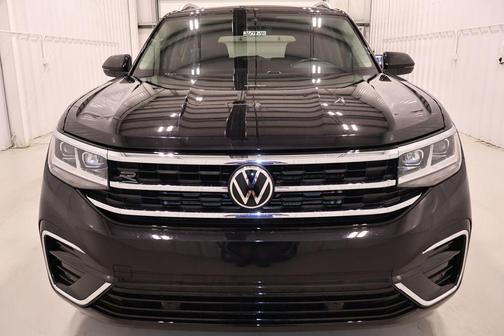Deep Black Pearl Effect 2022 Volkswagen Atlas 3.6 V6 SEL R-Line