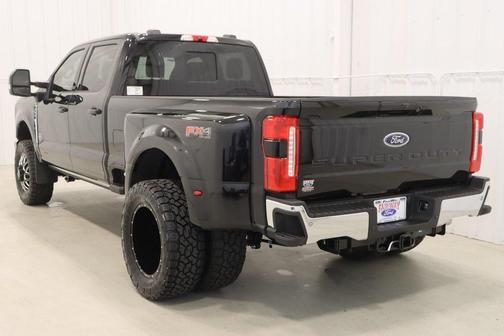 2025 Ford F-350 Lariat DRW