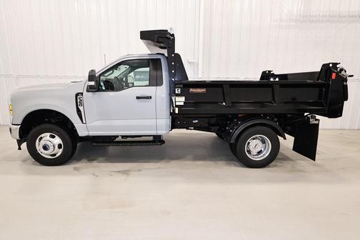 2025 Ford F-350 XL DRW