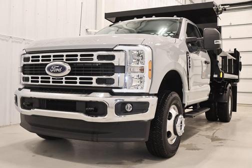 2025 Ford F-350 XL DRW