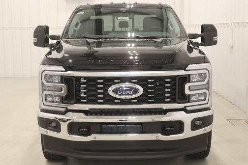 2025 Ford F-350 Lariat DRW