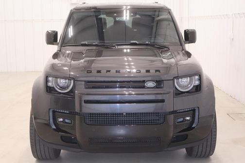 2023 Land Rover Defender X-Dynamic SE