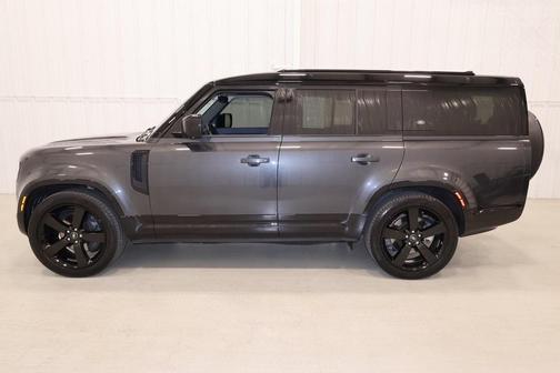 2023 Land Rover Defender X-Dynamic SE