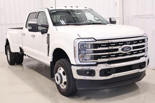 2025 Ford F-350 Lariat Super Duty