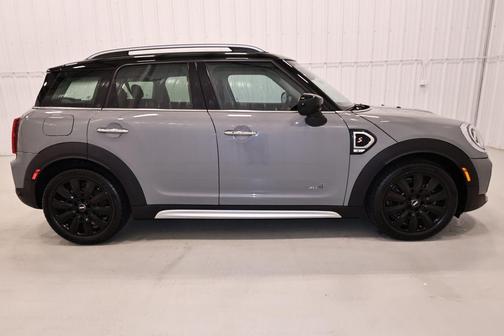 Moonwalk Gray Metallic 2021 MINI Countryman Cooper S ALL4