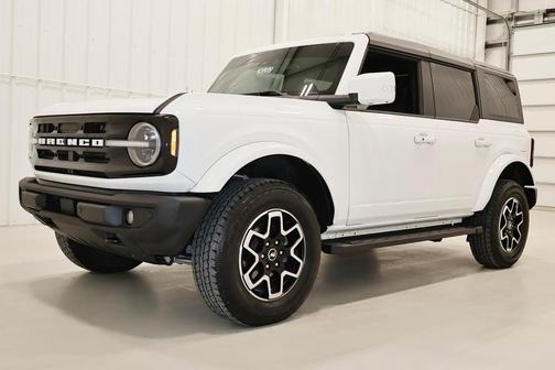 2022 Ford Bronco Outer Banks