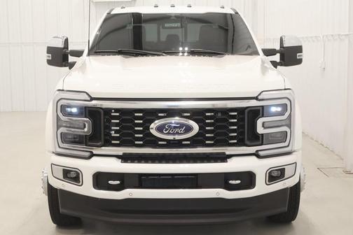 2023 Ford F-450 Platinum