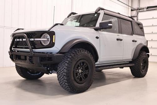 Cactus Green / Gray 2023 Ford Bronco Wildtrak