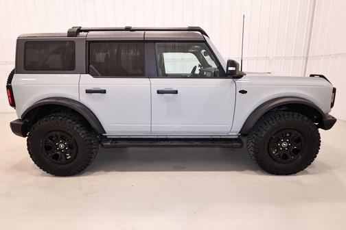 Cactus Green / Gray 2023 Ford Bronco Wildtrak