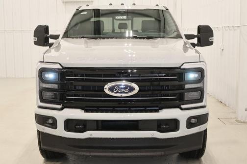 2025 Ford F-350 Platinum