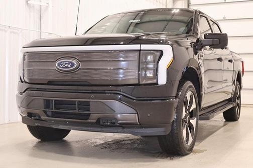 2023 Ford F-150 Lightning Platinum