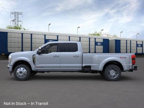 2025 Ford F-450 Lariat