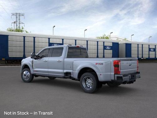 2025 Ford F-450 Lariat