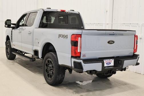 2025 Ford F-350 Lariat Super Duty