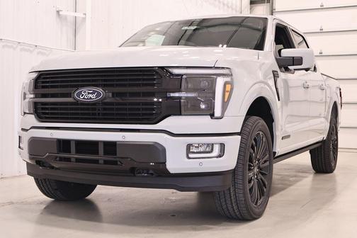 Avalanche 2026 Ford F-150 Platinum