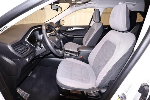 Star White 2021 Ford Escape SE