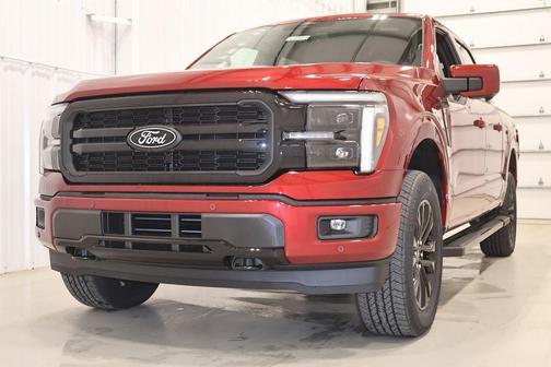 Ruby Red Metallic Tinted Clearcoat 2026 Ford F-150 Lariat
