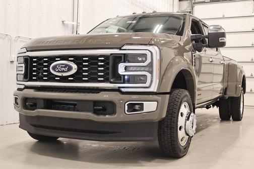 2026 Ford F-450 Platinum