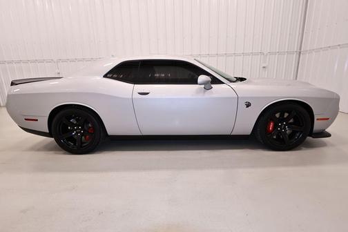 Triple Nickel Clearcoat 2022 Dodge Challenger SRT Hellcat
