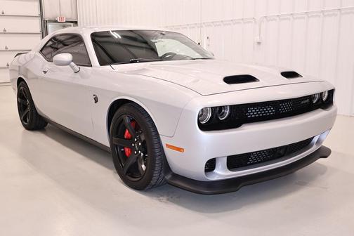 Triple Nickel Clearcoat 2022 Dodge Challenger SRT Hellcat