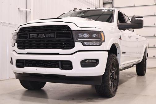 Bright White Clearcoat 2024 RAM 3500 Limited