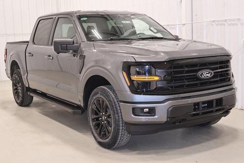 Carbonized Gray Metallic 2026 Ford F-150 XLT