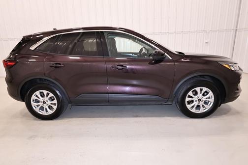 Cinnabar Red Metallic 2023 Ford Escape Active