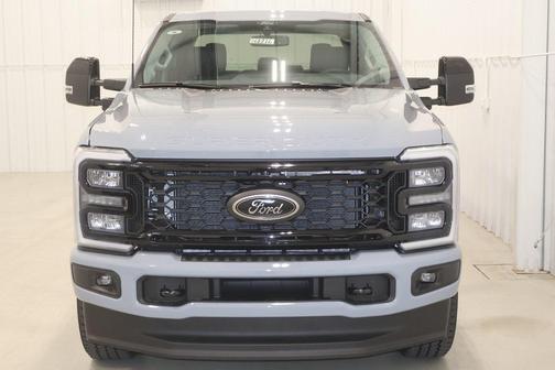 2026 Ford F-350 Lariat Super Duty