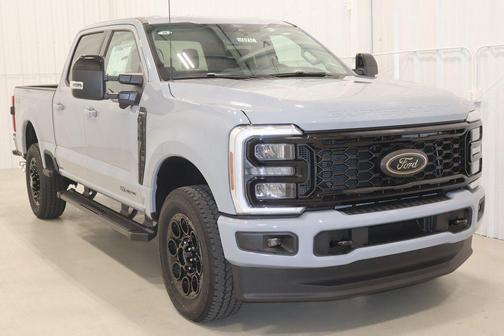 Glacier Gray Metallic 2026 Ford F-350 Lariat Super Duty