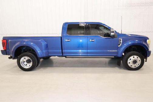 2022 Ford F-450 Platinum