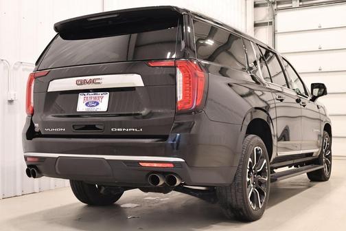 2022 GMC Yukon XL Denali