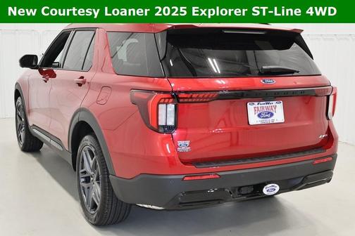 2025 Ford Explorer ST-Line