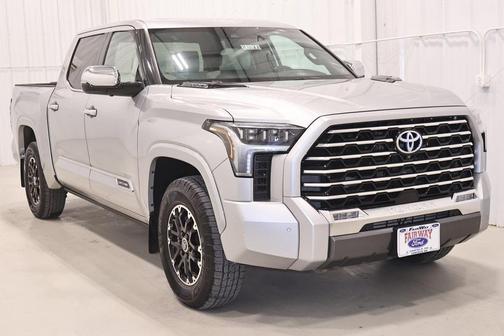 2023 Toyota Tundra Hybrid Capstone