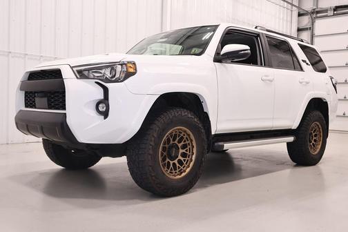 Ice 2023 Toyota 4Runner TRD Off Road Premium