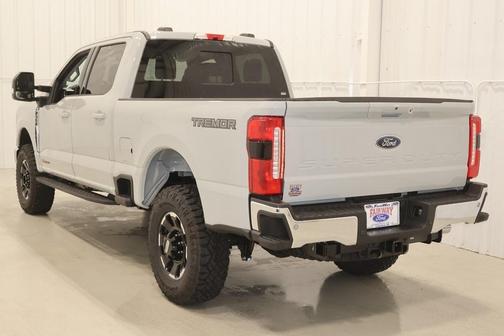 2025 Ford F-350 Lariat Super Duty