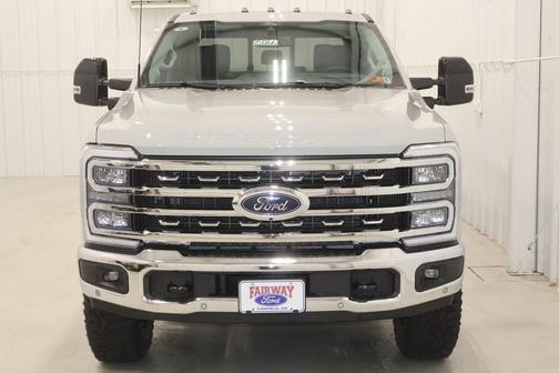 2025 Ford F-350 Lariat Super Duty