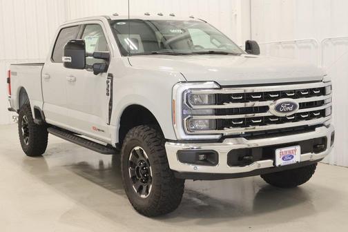 2025 Ford F-350 Lariat Super Duty
