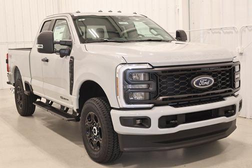 Avalanche 2026 Ford F-350 XL
