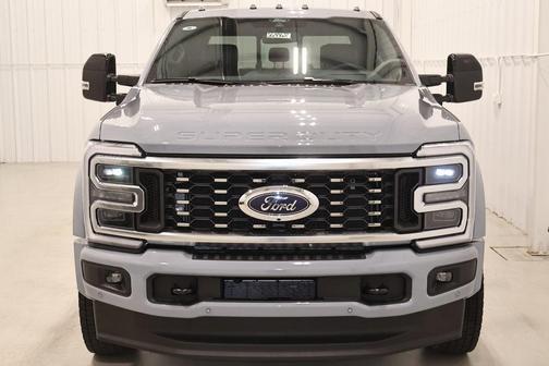 2026 Ford F-450 Platinum