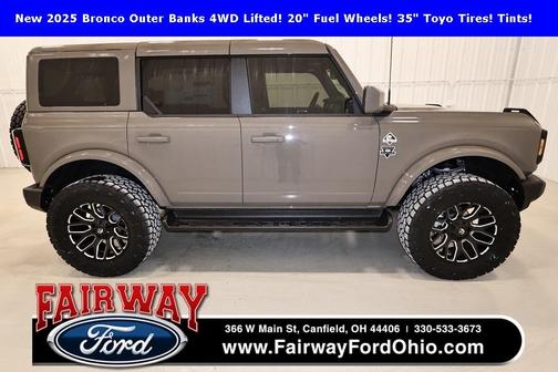 2025 Ford Bronco Outer Banks